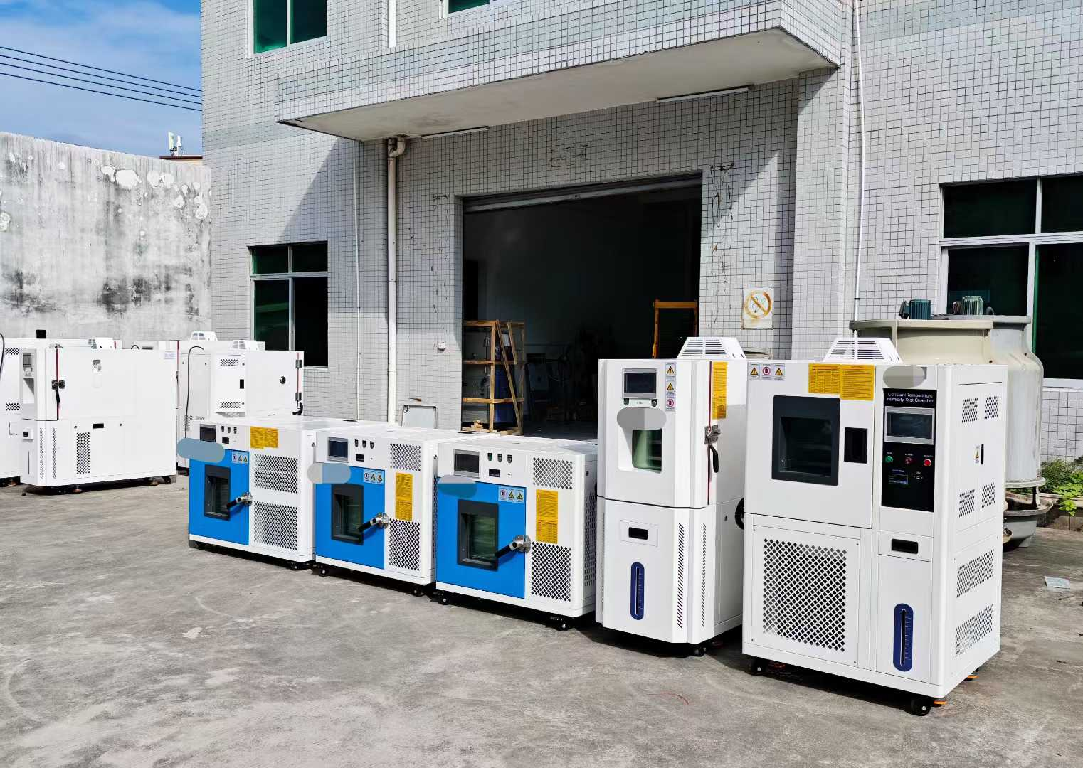 15臺(tái)恒溫恒濕箱、1臺(tái)冷熱沖擊箱 15臺(tái)恒溫恒濕箱、1臺(tái)冷熱沖擊箱